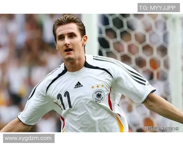 米罗斯拉夫·克洛泽:从德国国家队传奇射手到世界足坛历史最佳前锋之一