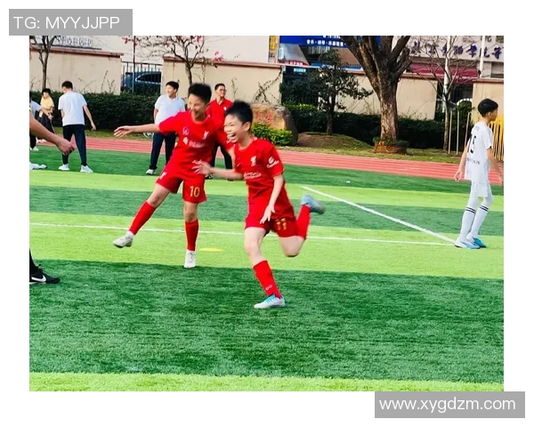 足球魅力无穷探索世界顶级联赛球员的技艺与背后的故事